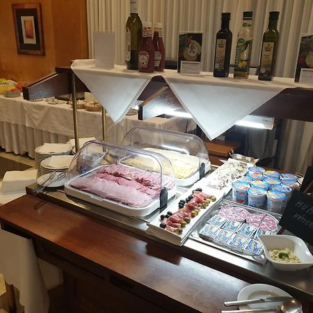 Hotel Polana Zvolen Ngoại thất bức ảnh