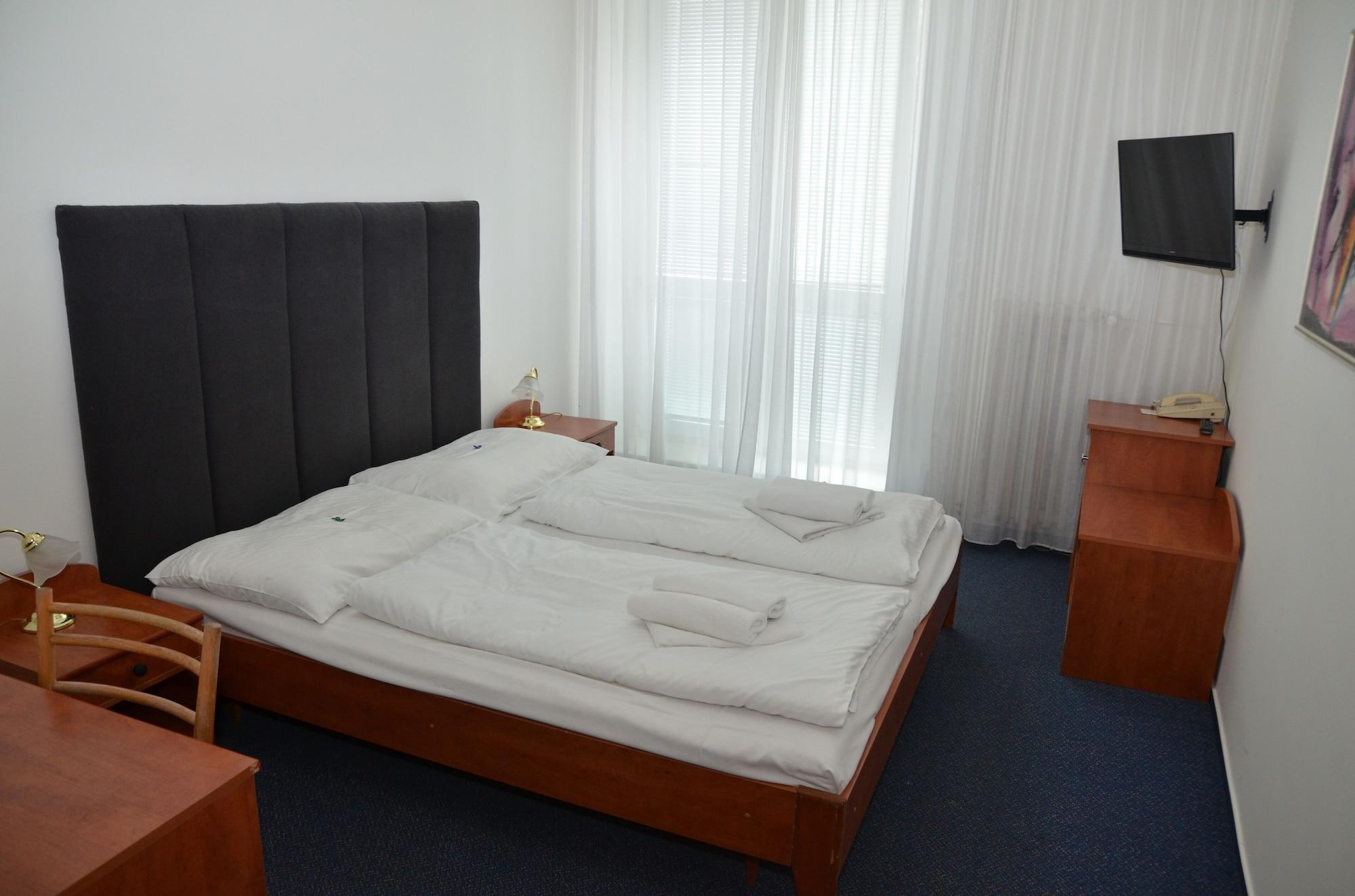 Hotel Polana Zvolen Ngoại thất bức ảnh