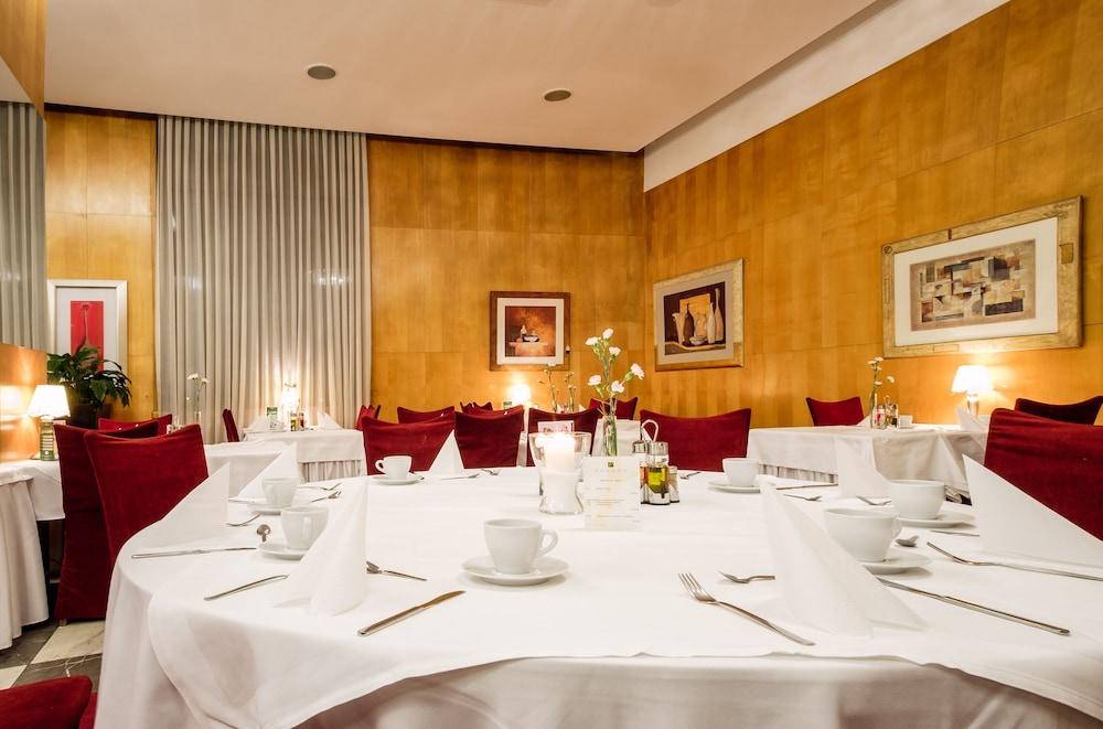Hotel Polana Zvolen Ngoại thất bức ảnh