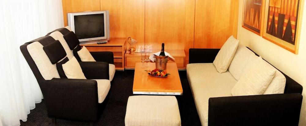 Hotel Polana Zvolen Ngoại thất bức ảnh
