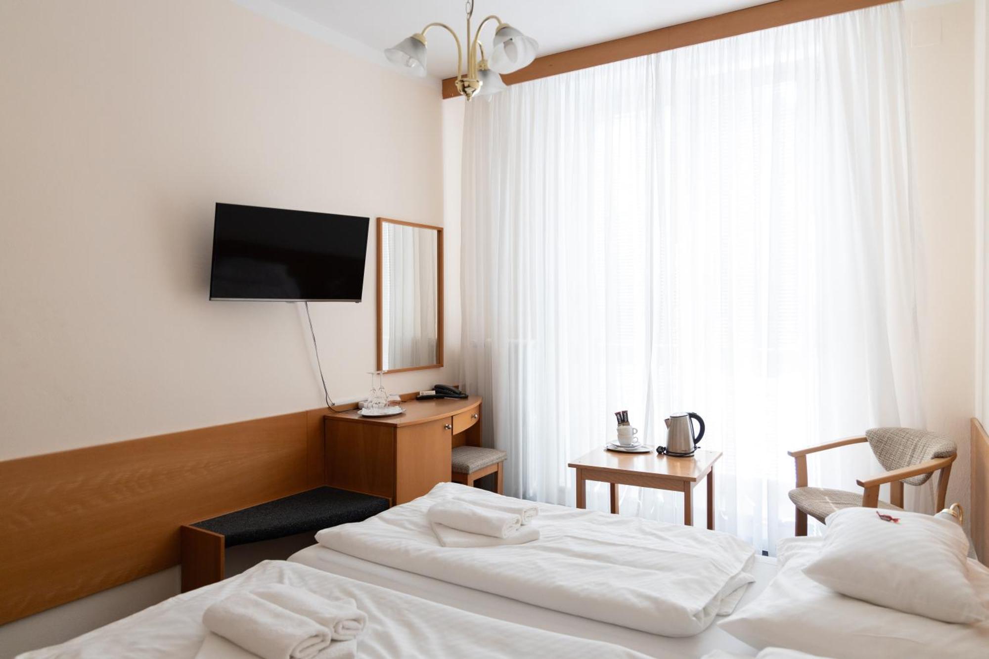 Hotel Polana Zvolen Ngoại thất bức ảnh