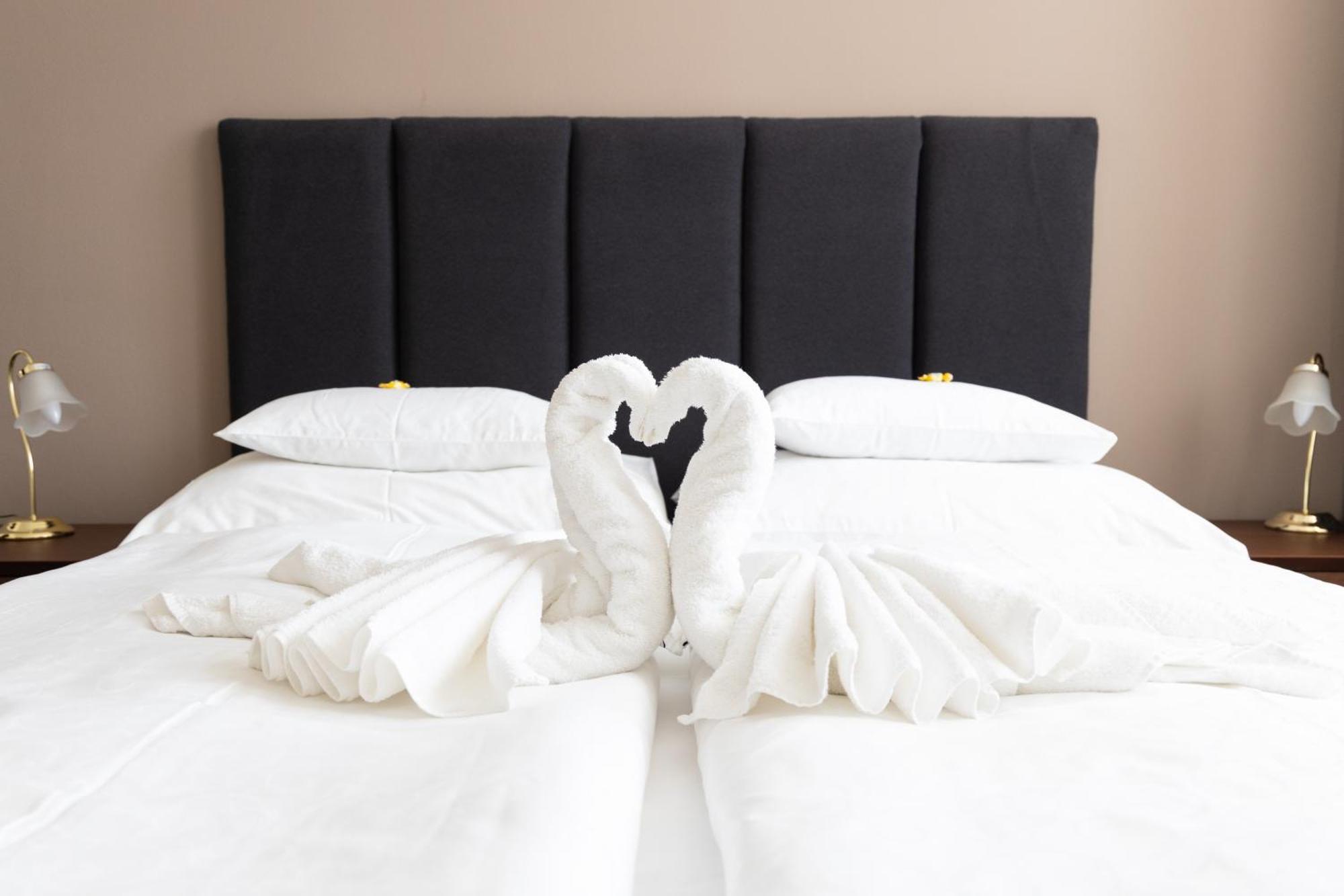Hotel Polana Zvolen Ngoại thất bức ảnh