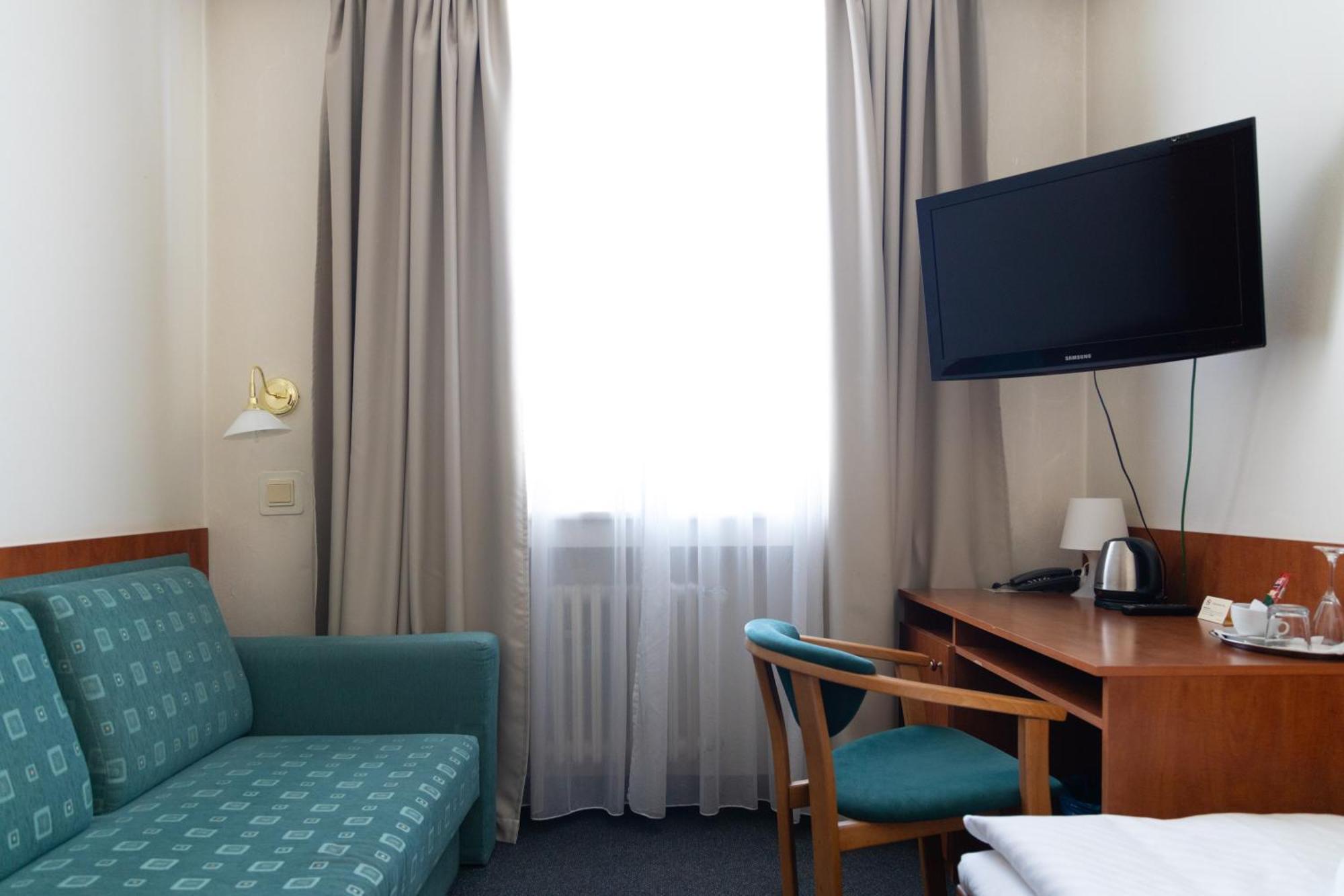 Hotel Polana Zvolen Ngoại thất bức ảnh