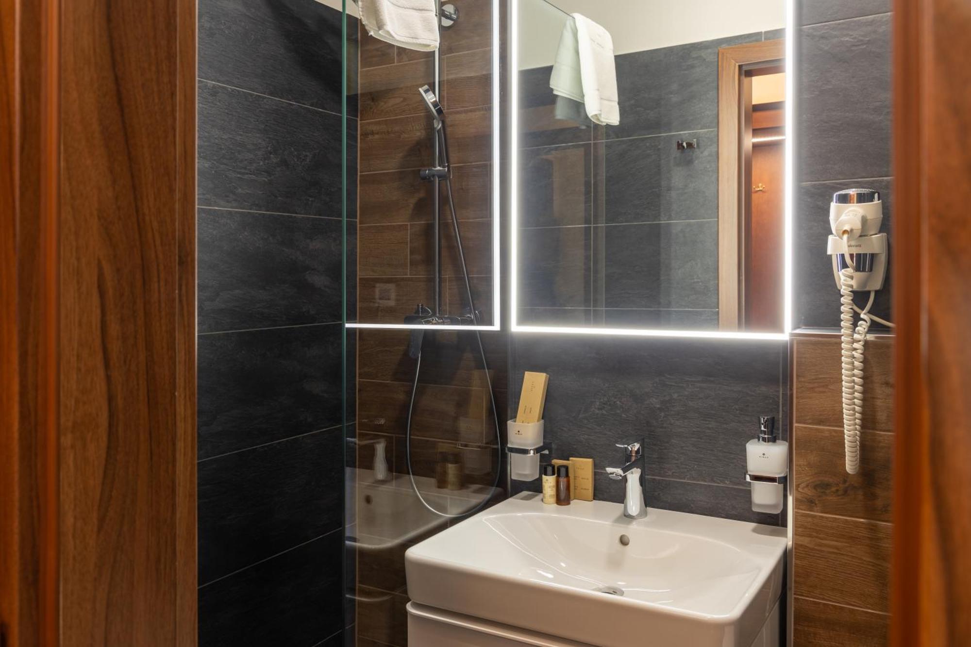 Hotel Polana Zvolen Ngoại thất bức ảnh
