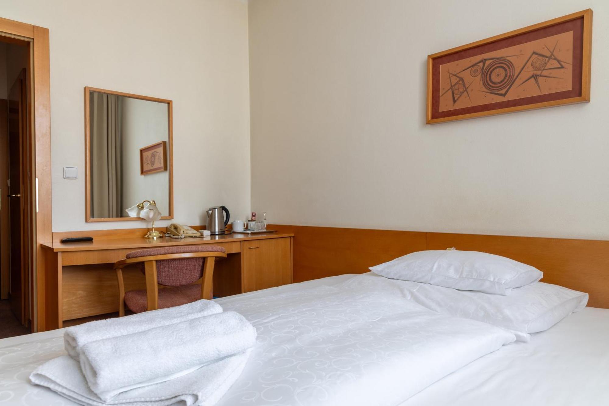 Hotel Polana Zvolen Ngoại thất bức ảnh
